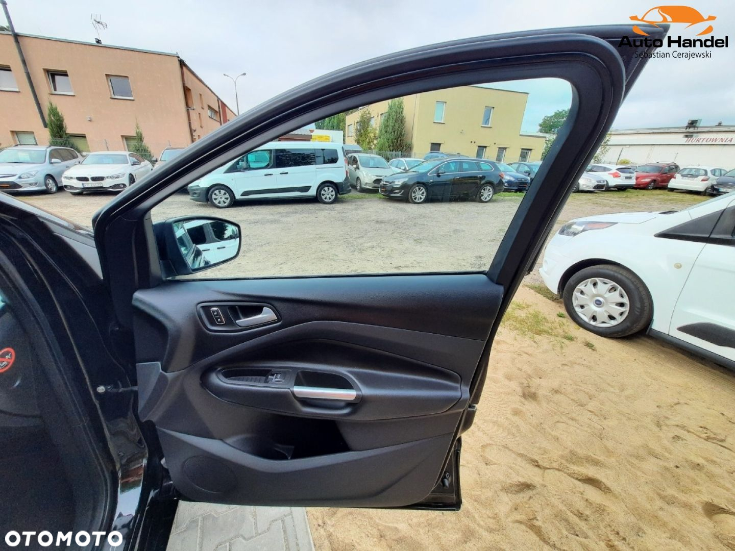 Ford Kuga - 34