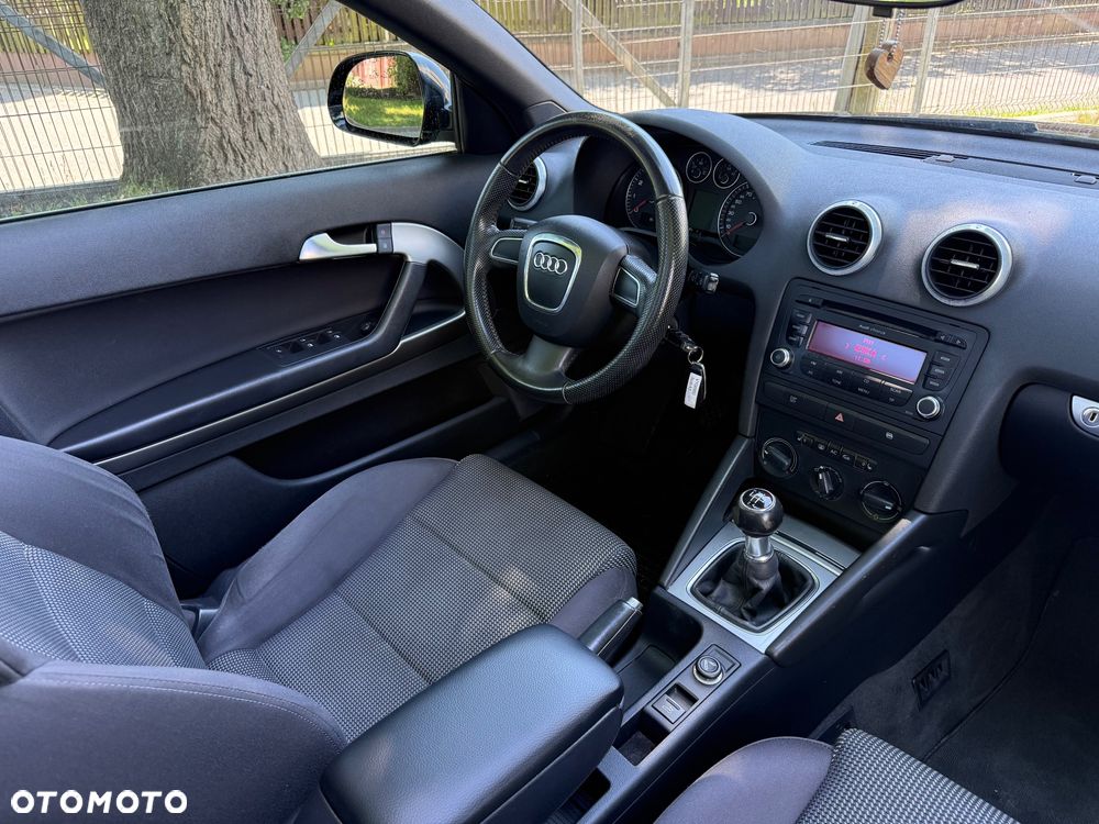 Audi A3 Cabrio 1.6 Ambition - 8