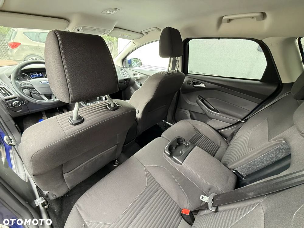 Ford Focus 1.5 EcoBoost Titanium ASS - 8