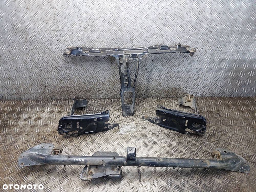 PAS PRZEDNI WZMOCNIENIE CZOŁOWE BELKA POD ZDERZAK AUDI 80 B4 8A0805651 - 1