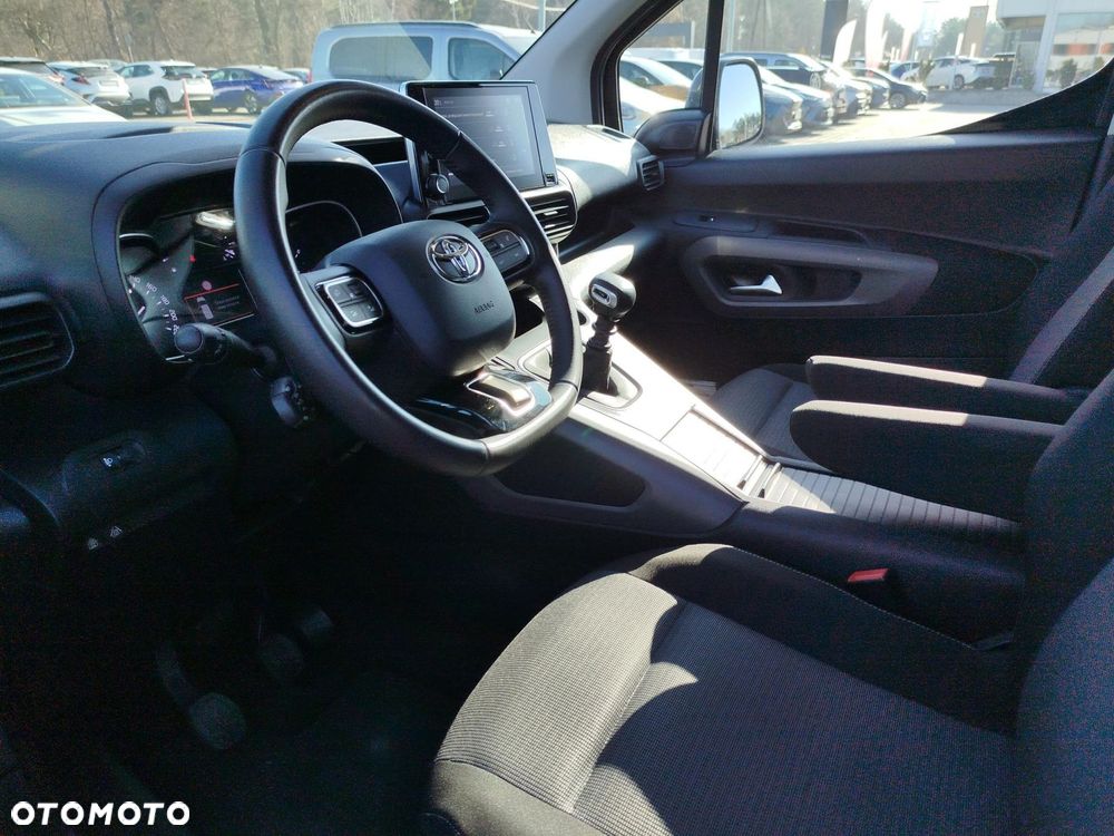 Toyota Proace City Verso 1.5 D-4D Family - 10