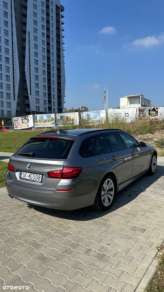BMW Seria 5 530d xDrive - 6
