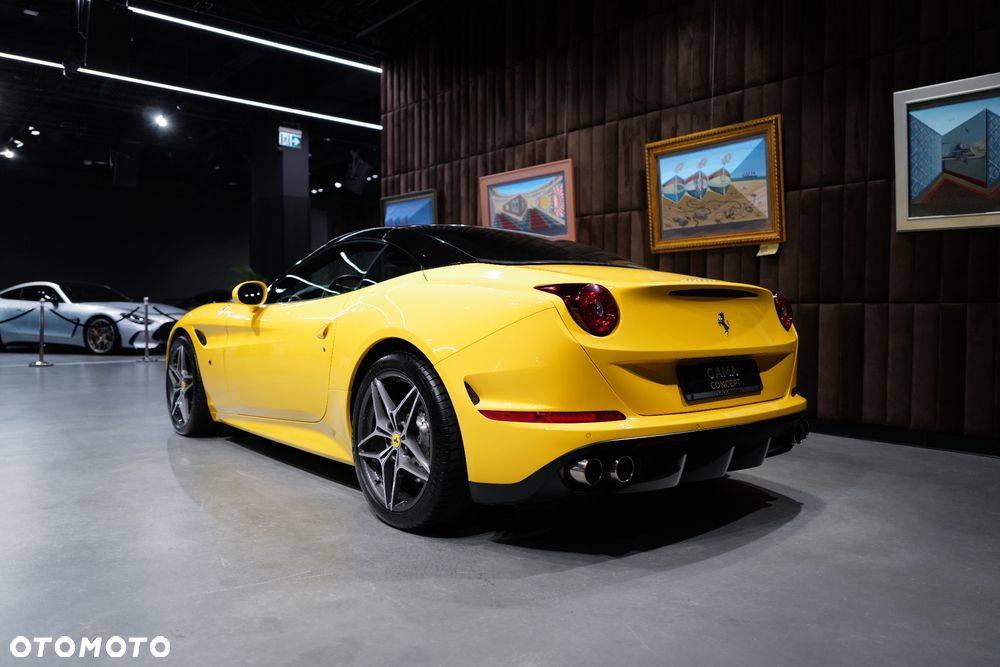 Ferrari California T - 9