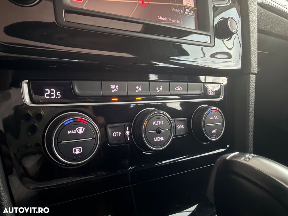 Volkswagen Golf 1.0 TSI BlueMotion DSG Trendline - 18