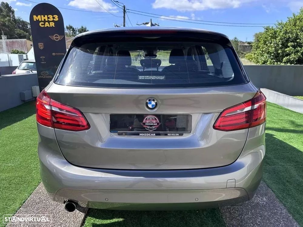 BMW 218 Active Tourer d Line Sport - 11