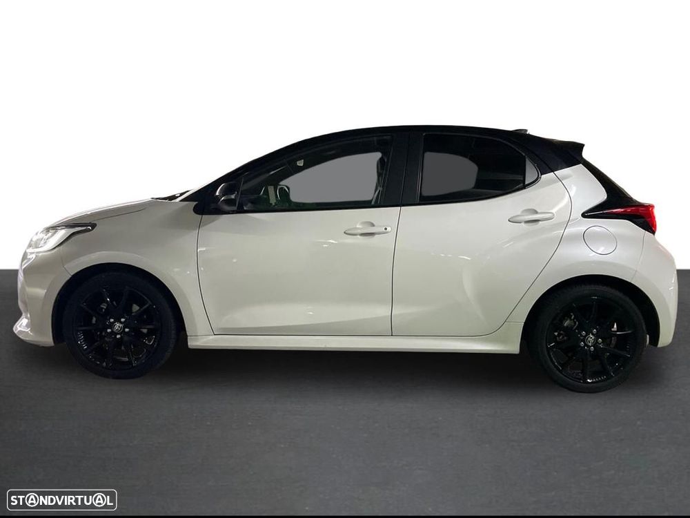 Toyota Yaris 2023 photo 3