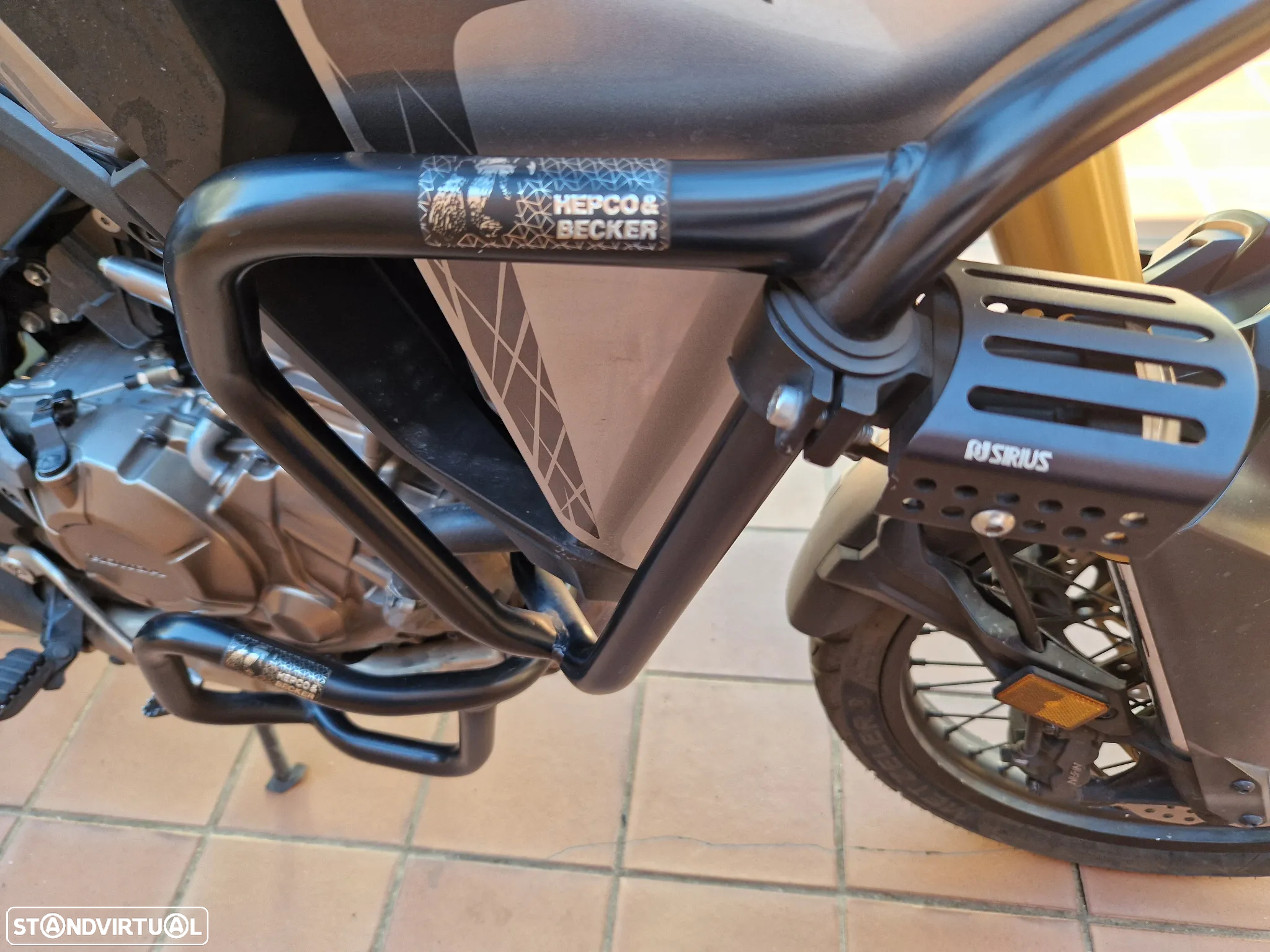 Honda Africa Twin SD04 - 45