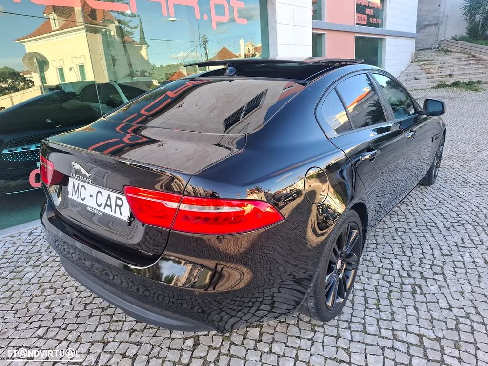 Jaguar XE 2.0 D Prestige Aut. - 7