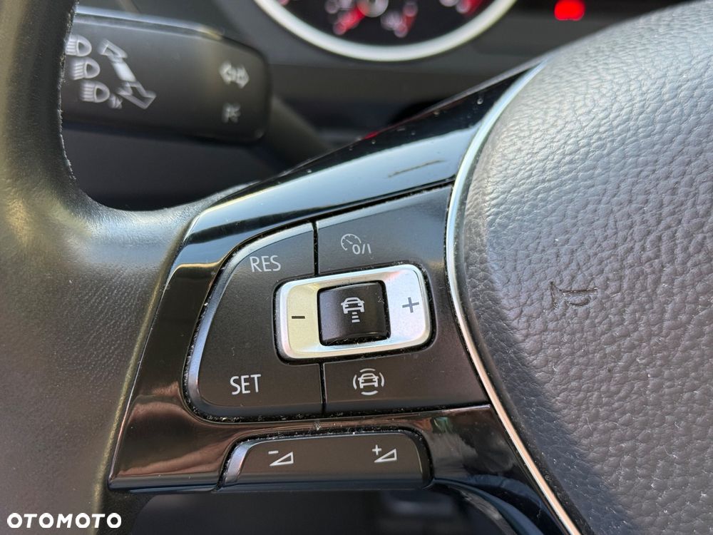 Volkswagen Tiguan 1.5 TSI EVO Comfortline - 15
