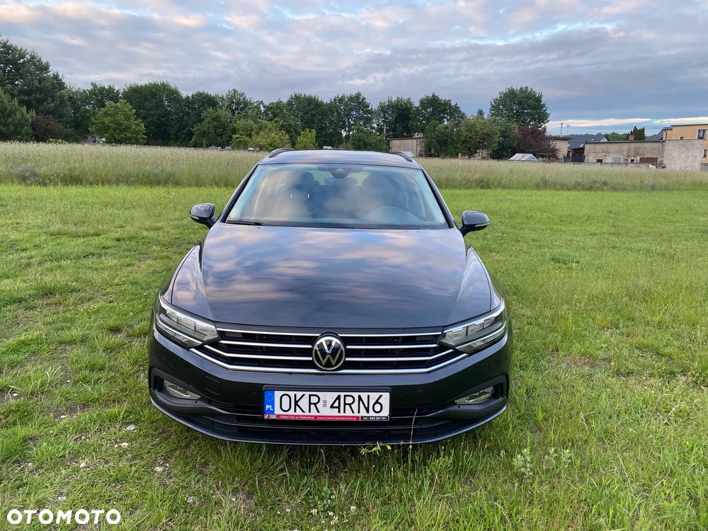 Volkswagen Passat - 2