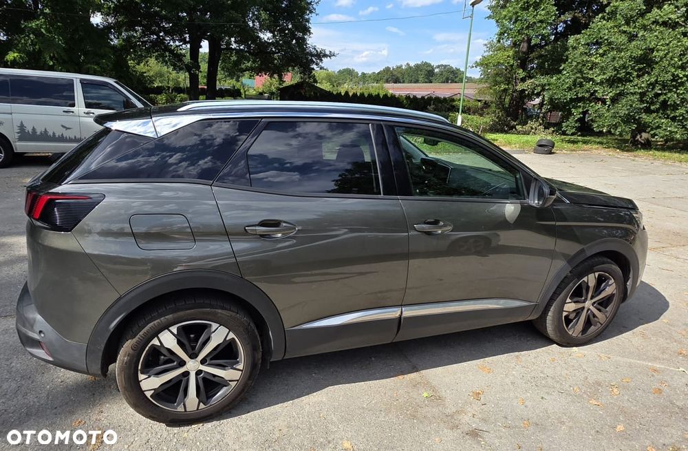 Peugeot 3008 1.2 PureTech Allure S&S - 6