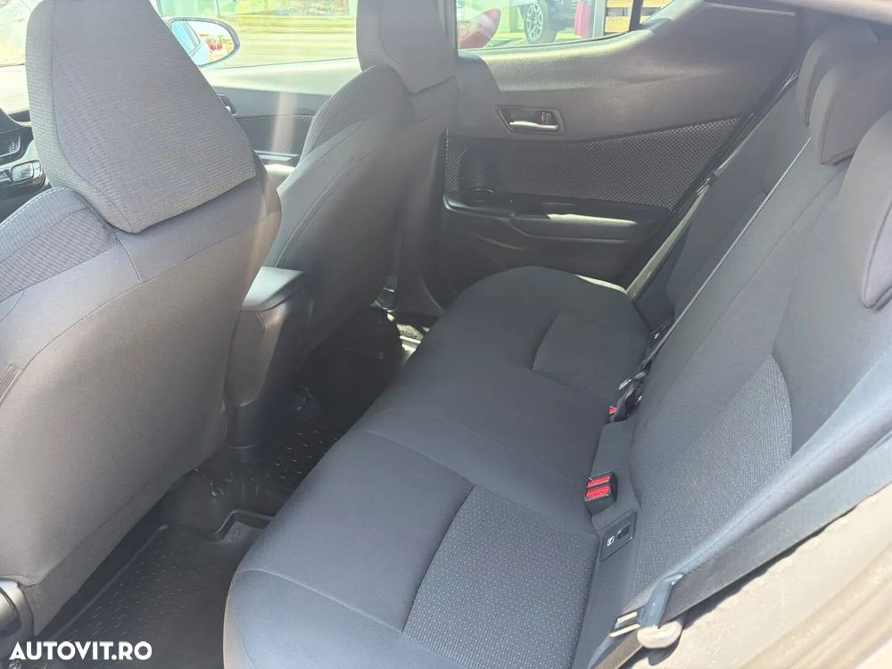 Toyota C-HR 1.8 HSD 122 CP 4x2 CVT Cult - 28