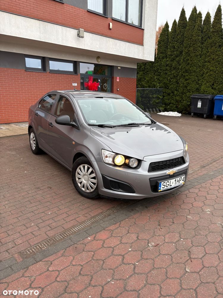 Chevrolet Aveo - 2
