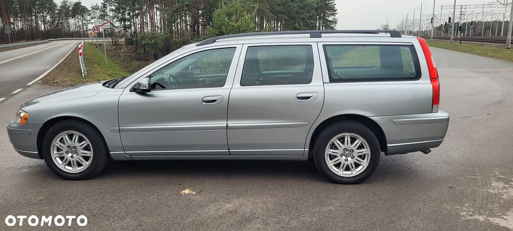 Volvo V70 D5 AWD Summum - 7