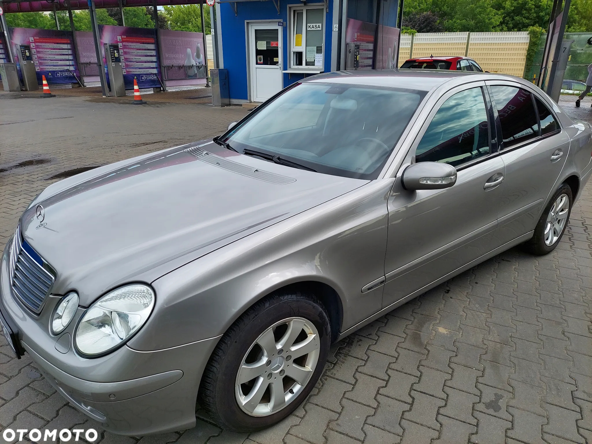 Mercedes-Benz Klasa E - 19