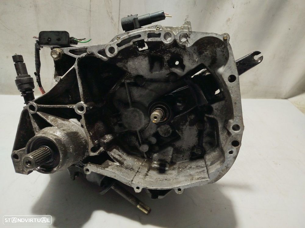 Caixa de velocidades manual RENAULT Clio II (BB0/1/2_, CB0/1/2_) - 1
