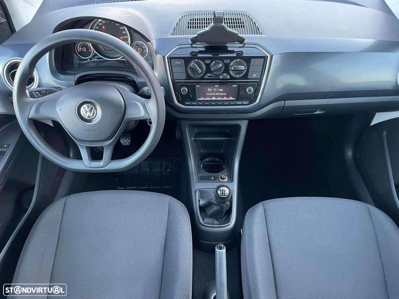 VW Up! 1.0 BMT Move - 11