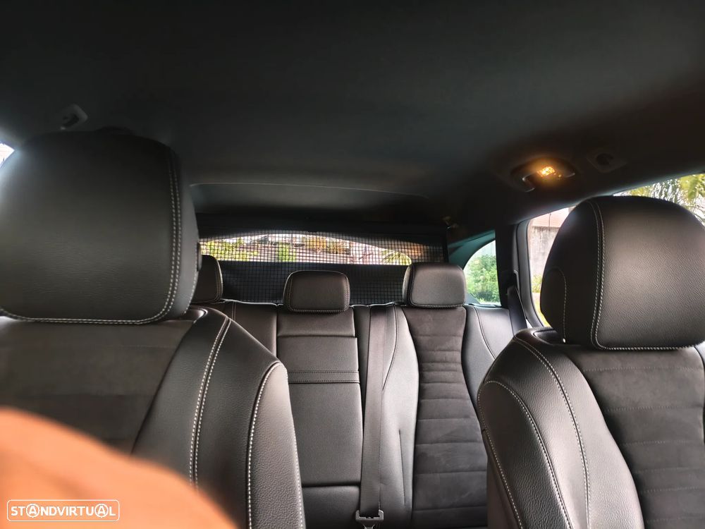 Mercedes-Benz E 220 d AMG - 20