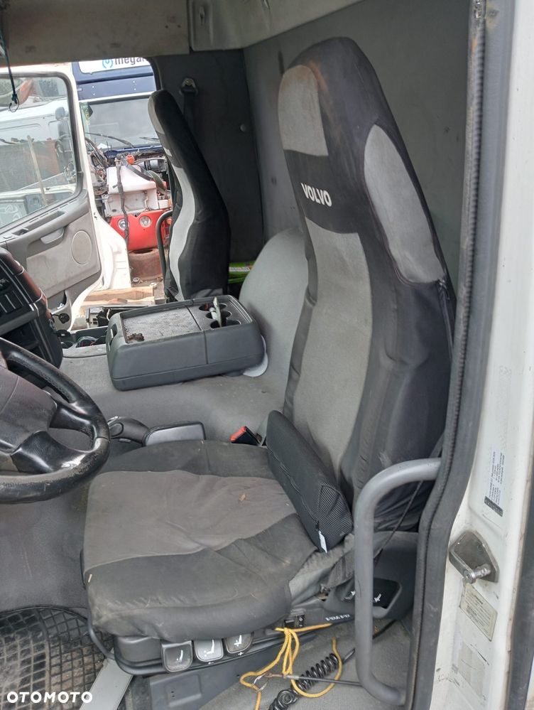 Kabina volvo fh12 - 1