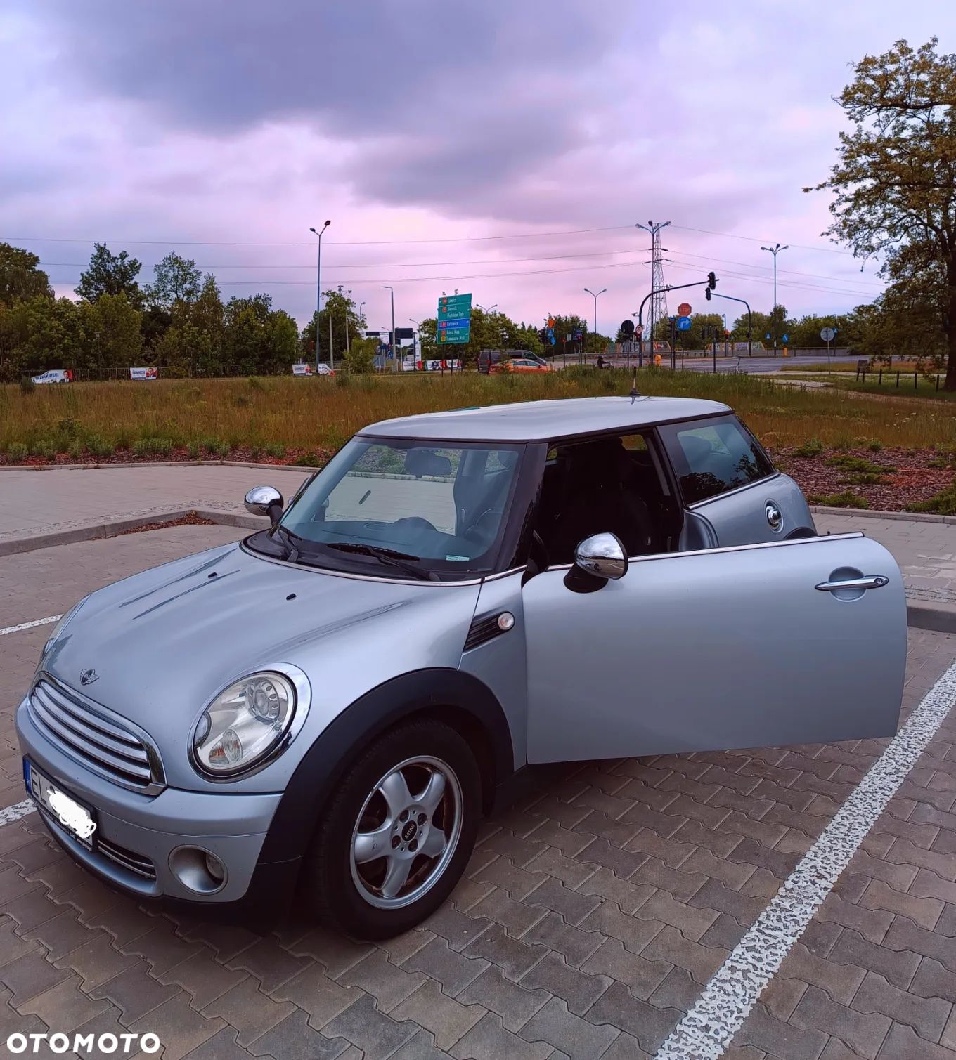 MINI Cooper Standard - 1