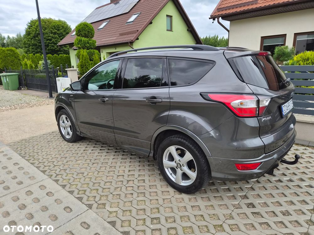 Ford Kuga 1.5 EcoBoost 2x4 ST-Line - 19