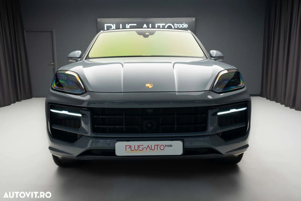 Porsche Cayenne Coupe - 1