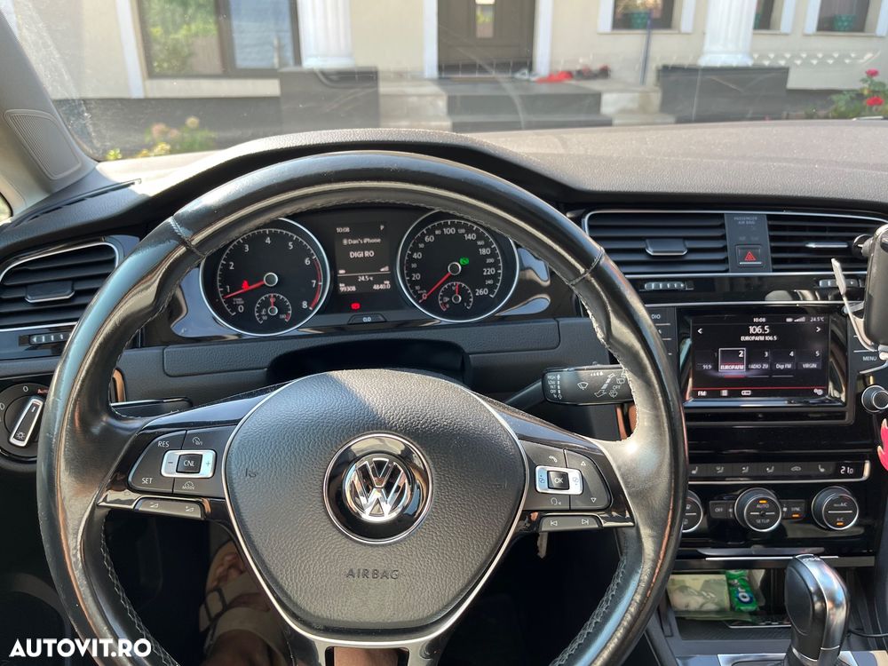 Volkswagen Golf - 15