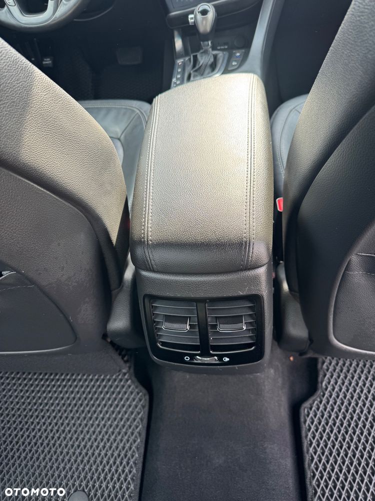 Kia Optima 2.0 Hybrid L - 16