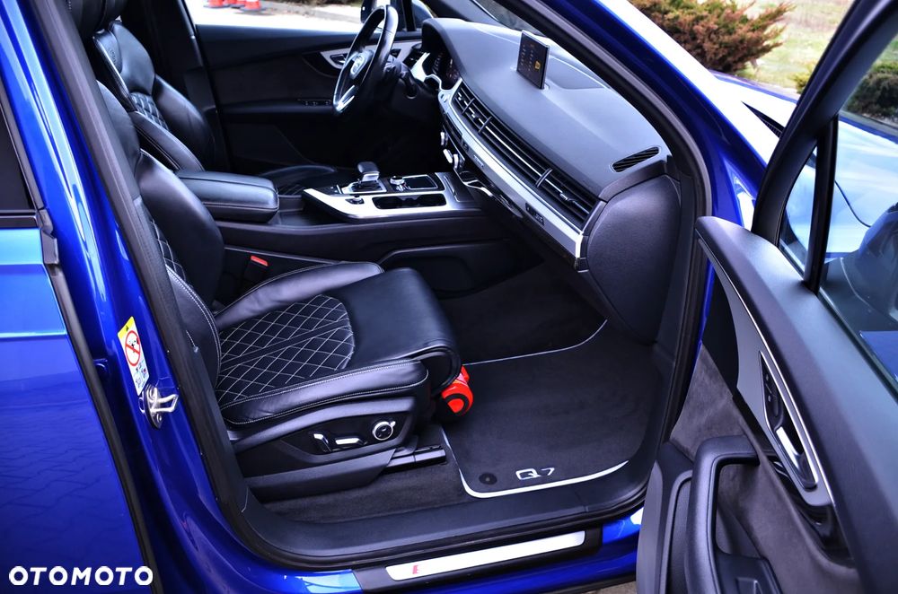 Audi SQ7 - 23