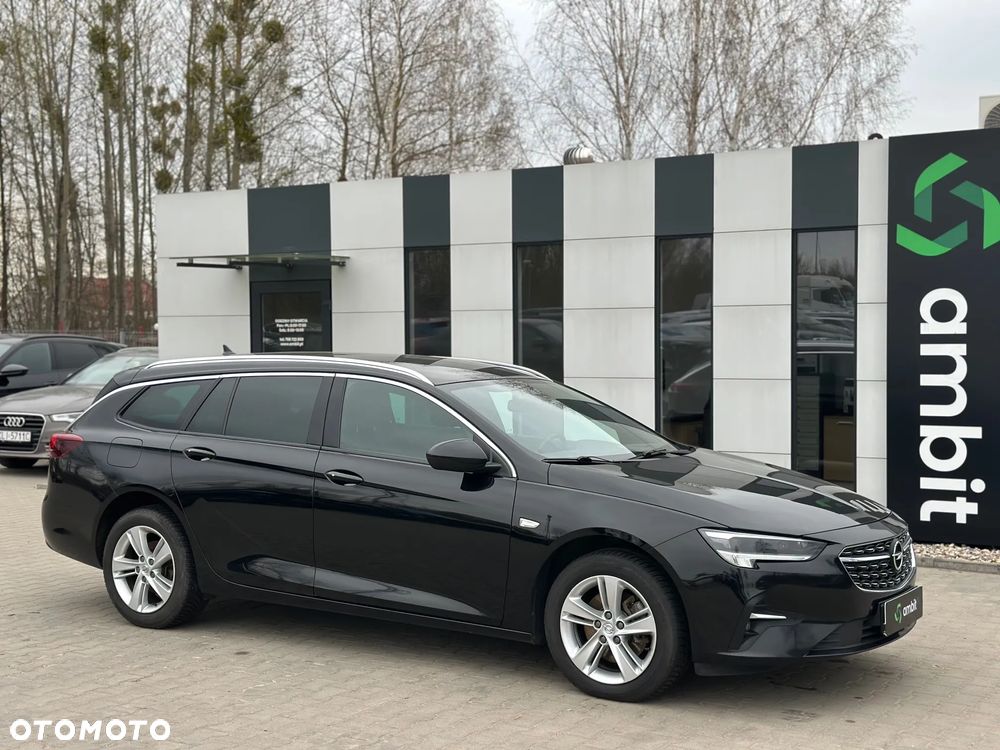 Opel Insignia - 1