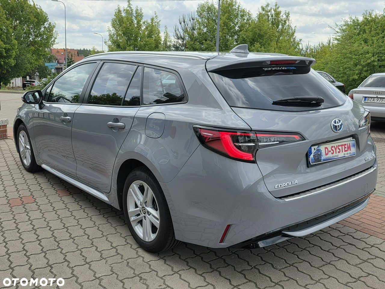 Toyota Corolla 2.0 Hybrid Comfort - 16