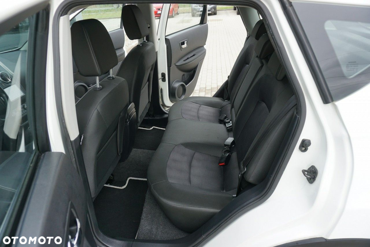 Nissan Qashqai - 12