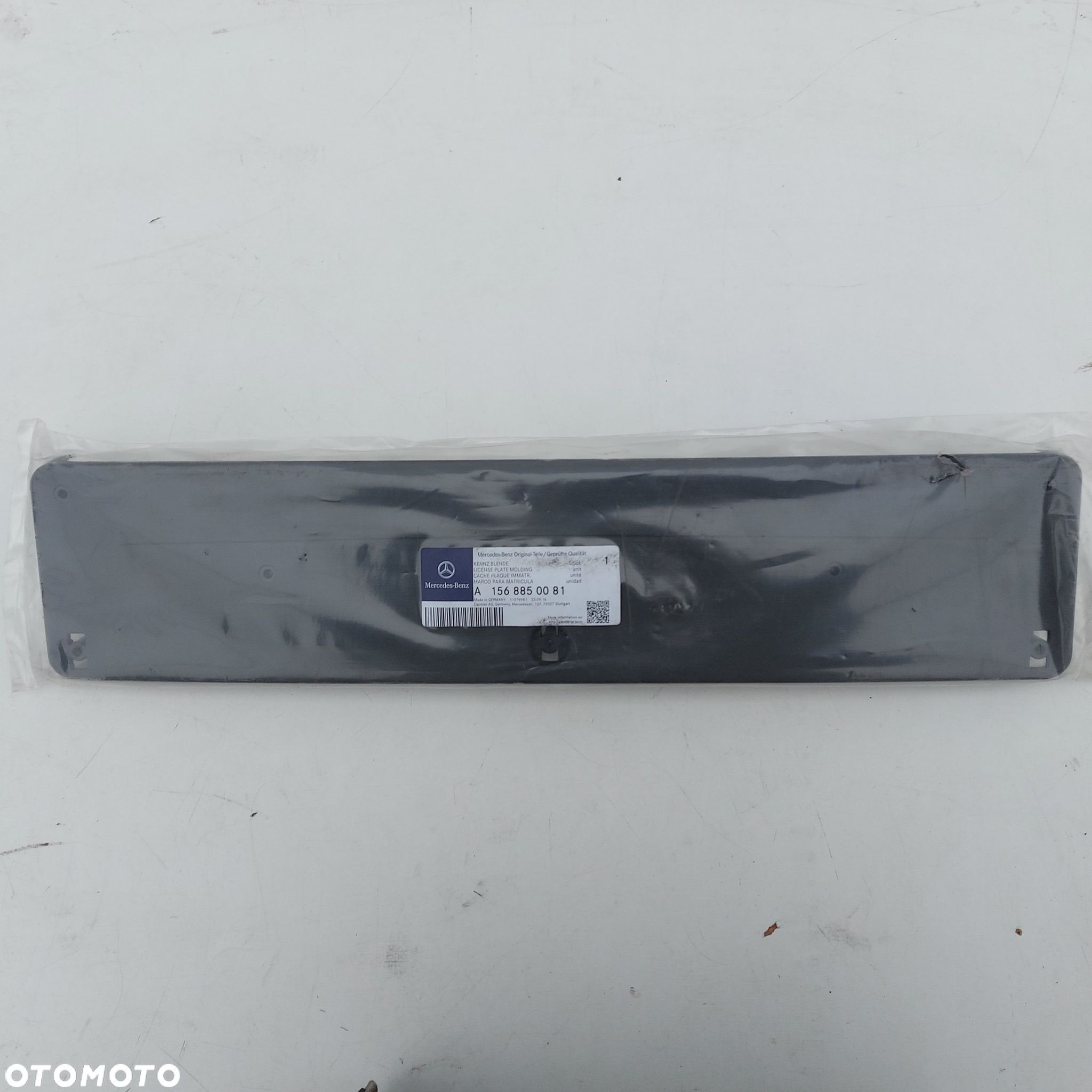 PODSTAWA OSLONA TABLICY REJESTRACYJNEJ RAMKA MERCEDES GLA W156 ORYGINAL NOWE 1568850081 - 1