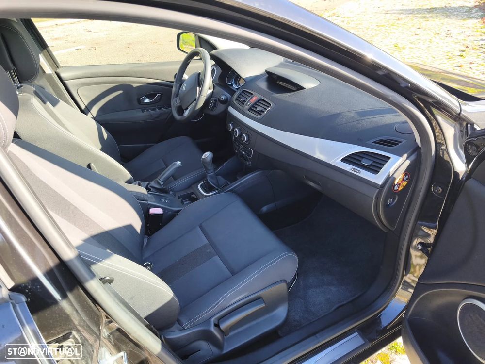 Renault Mégane 1.5 dCi Confort - 10