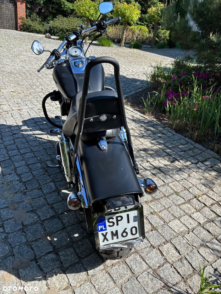 Harley-Davidson Dyna Fat Bob - 7