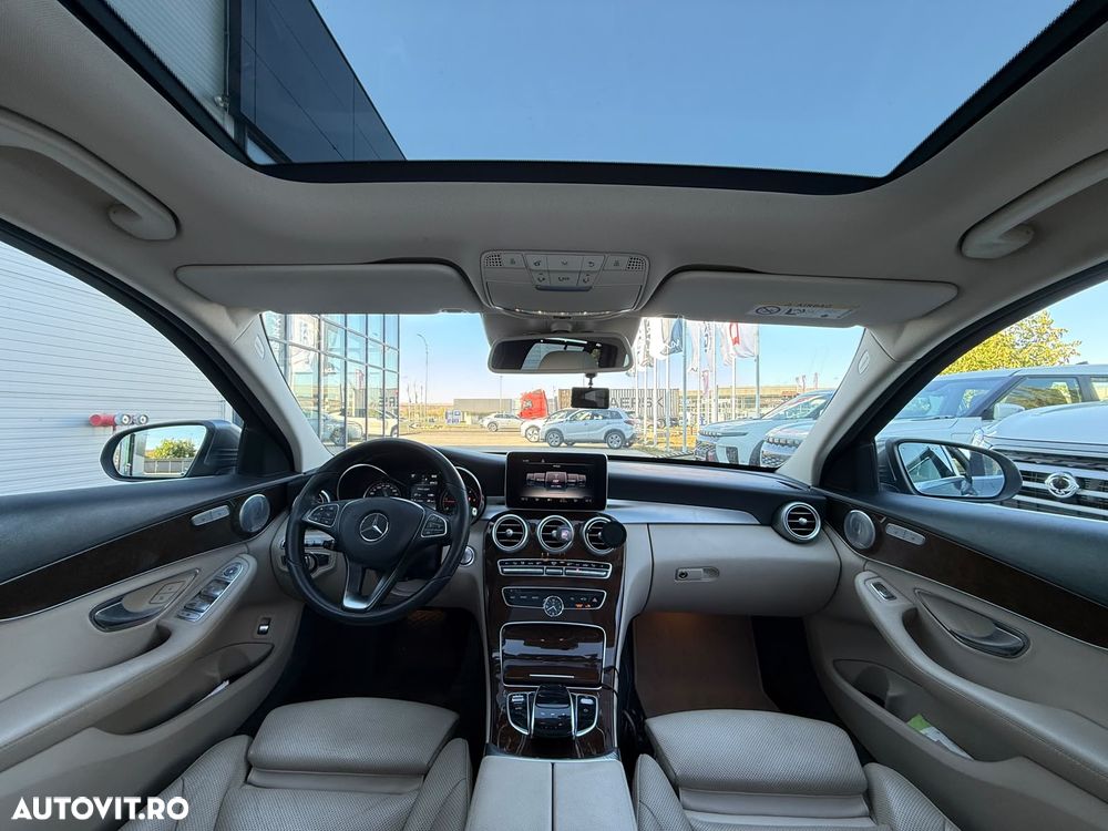 Mercedes-Benz C - 31