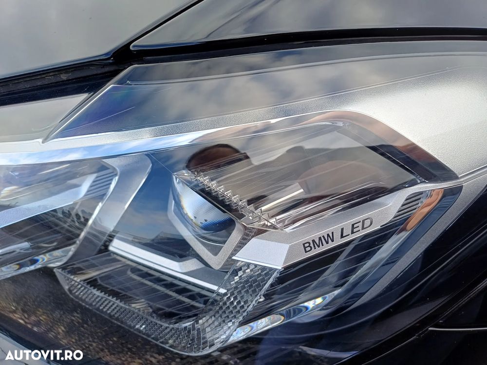 BMW X4 xDrive20i AT MHEV - 28