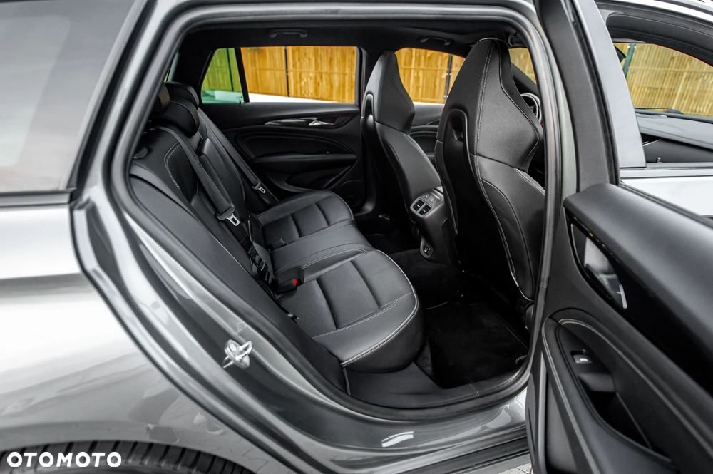 Opel Insignia 2.0 BiTurbo D 4x4 Automatik GSI - 10