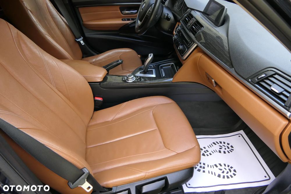 BMW Seria 3 320d Efficient Dynamics Luxury Line - 16