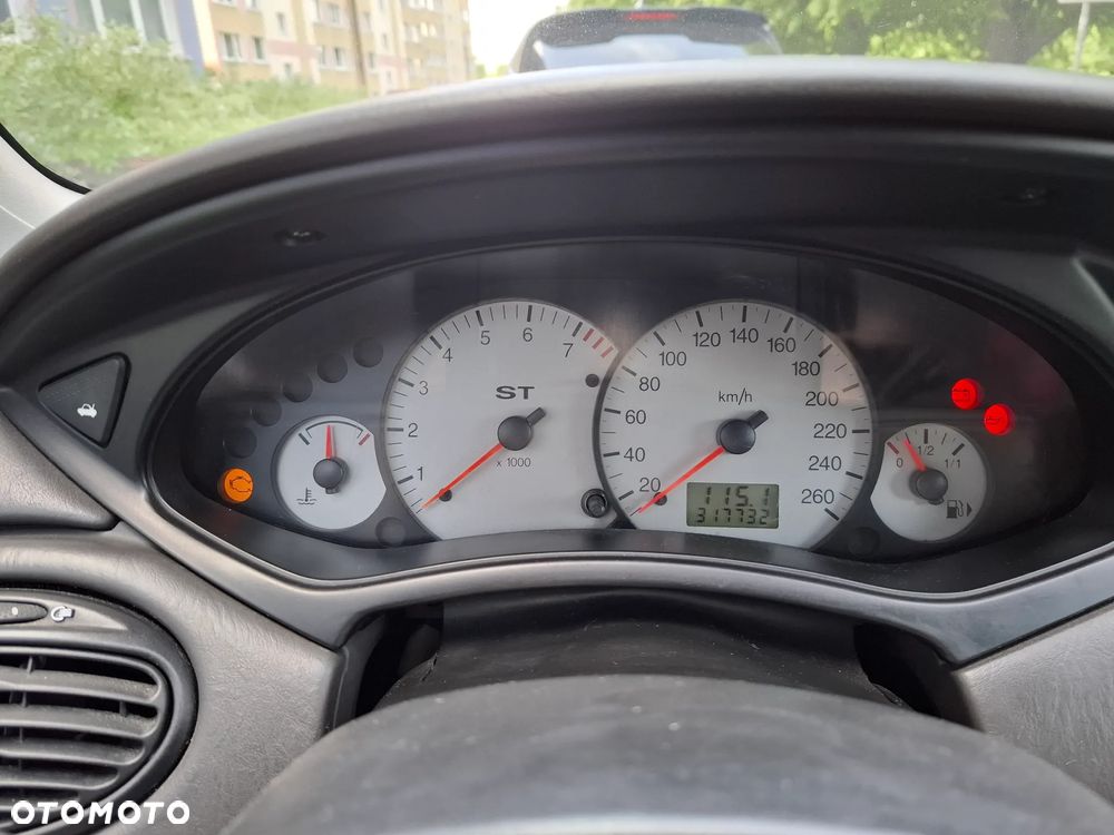 Ford Focus ST170 - 13