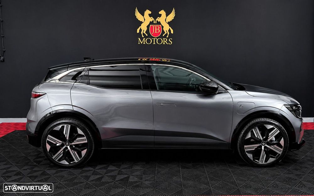 Renault Mégane E-Tech - 5