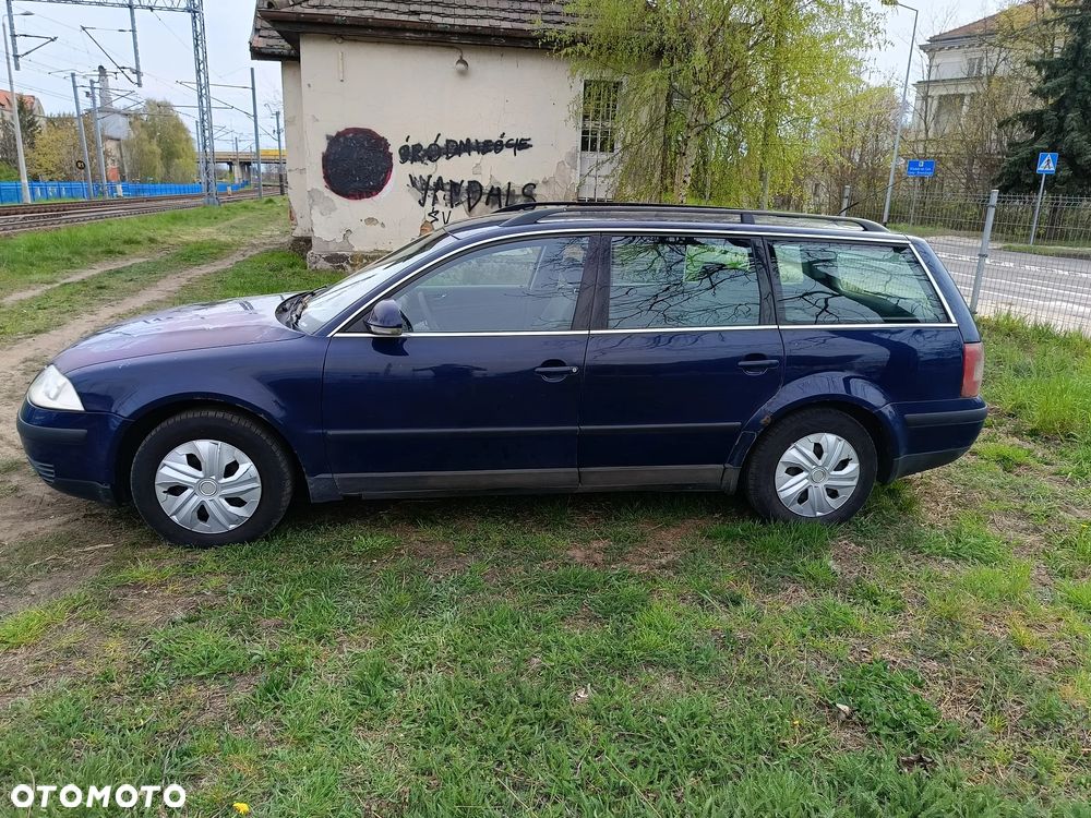 Volkswagen Passat 1.9 TDI Comfortline - 5
