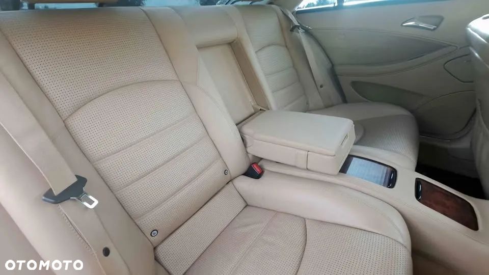 Mercedes-Benz CLS 63 AMG - 9