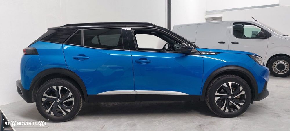 Peugeot e-2008 50 kWh GT - 14