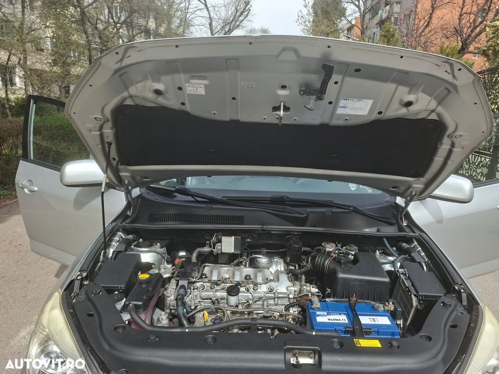 Toyota RAV4 2.2 D-4D Luxury City - 23