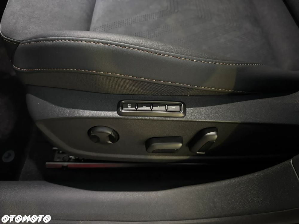 Cupra Formentor 1.5 eTSI mHEV DSG - 14