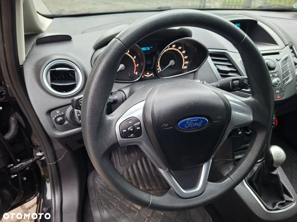 Ford Fiesta - 15