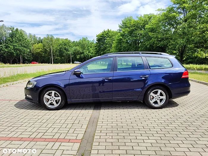 Volkswagen Passat - 5