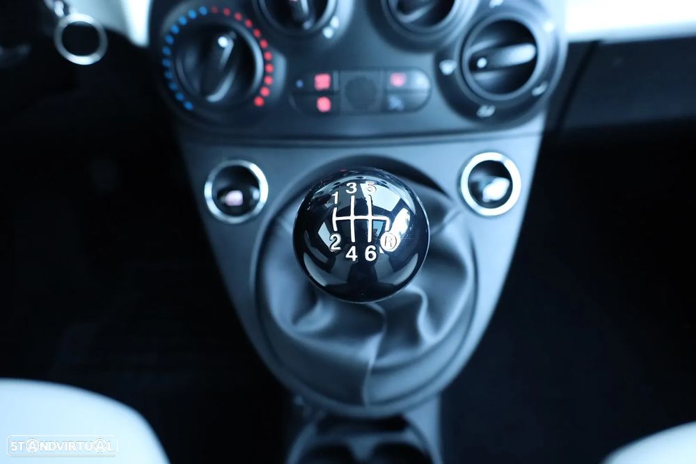 Fiat 500 1.0 Hybrid Dolcevita - 23