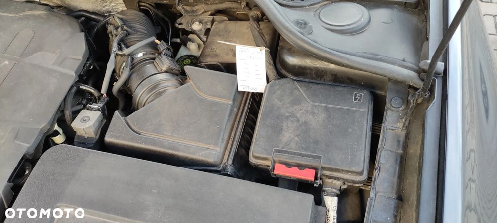 Renault Laguna dCi 180 FAP Initiale - 7